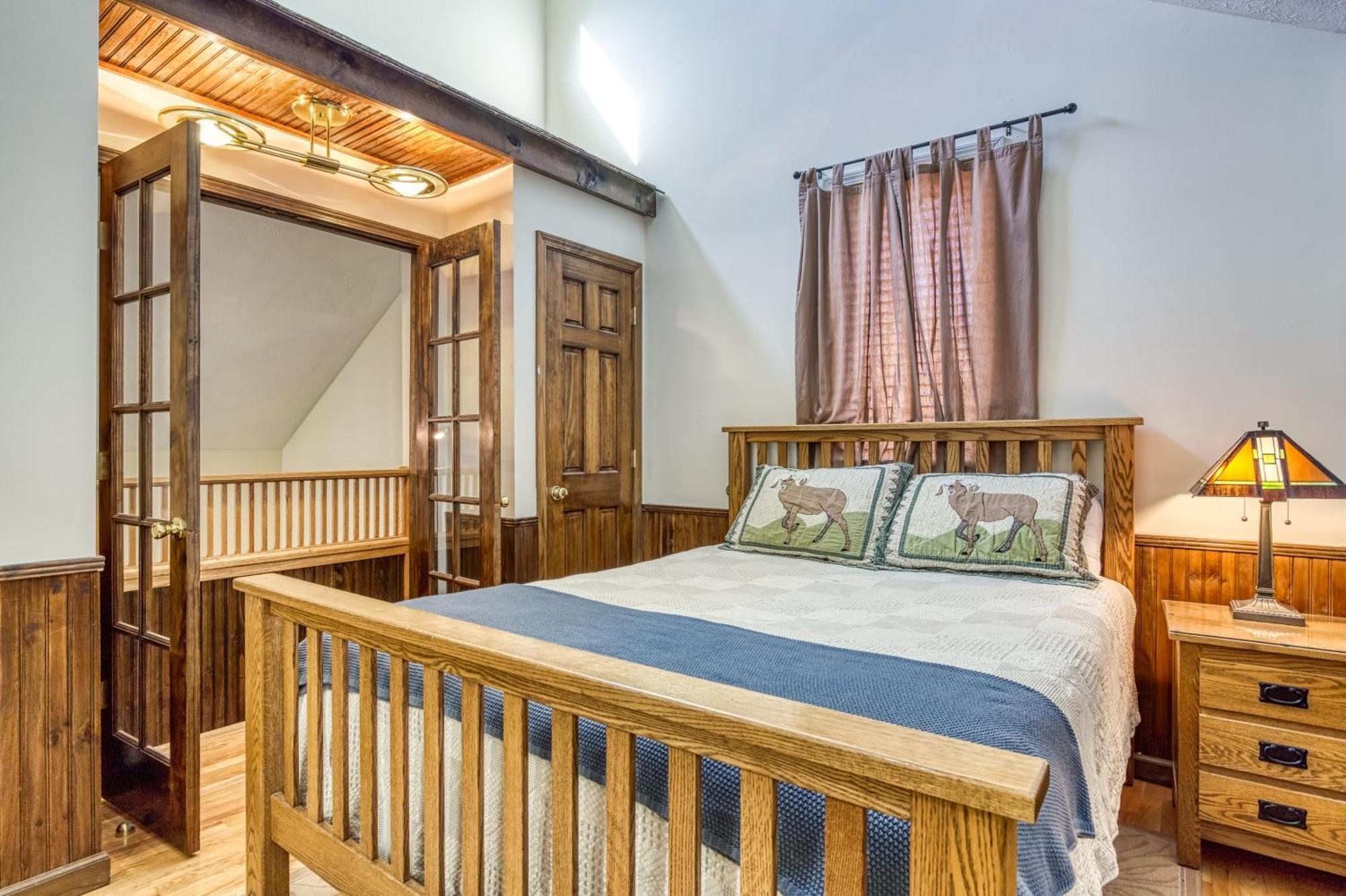 Downtown Gatlinburg3bdrm3bathwalk To Center Of Town In Minutes Holiday home