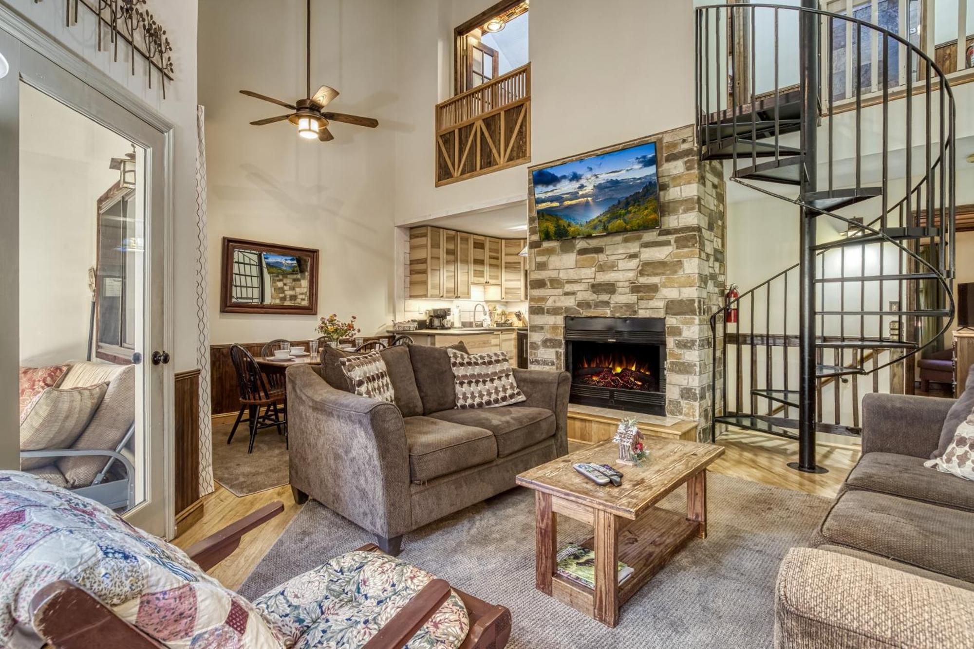 Downtown Gatlinburg3bdrm3bathwalk To Center Of Town In Minutes *