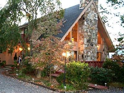 The Foxtrot 3* Gatlinburg