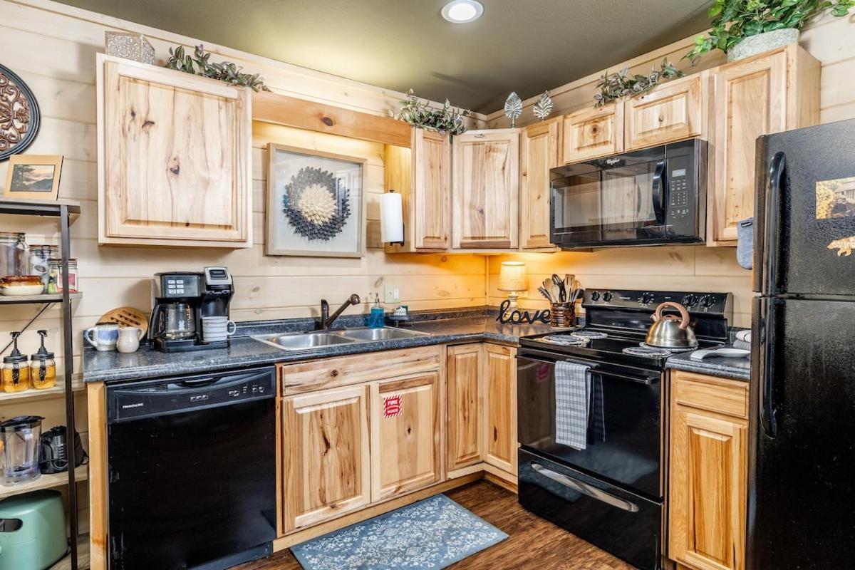 Winter Sale! Fully Stocked Away From Home! Holiday home Gatlinburg