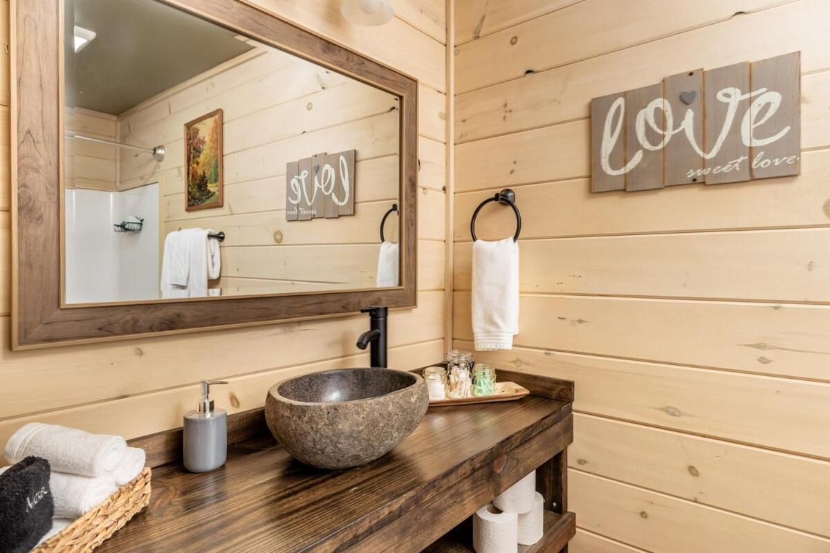 Winter Sale! Fully Stocked Away From Home! Holiday home