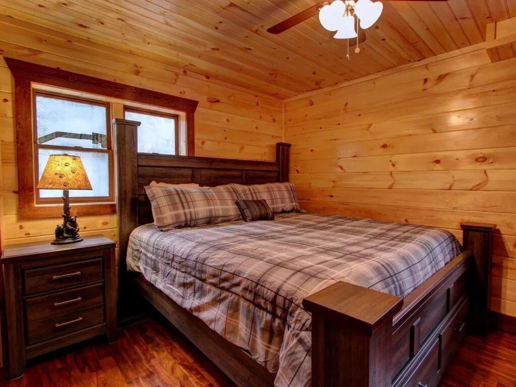 Holiday home Bear Sanctuary