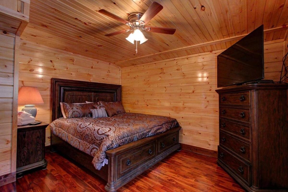 Holiday home Bear Sanctuary *
