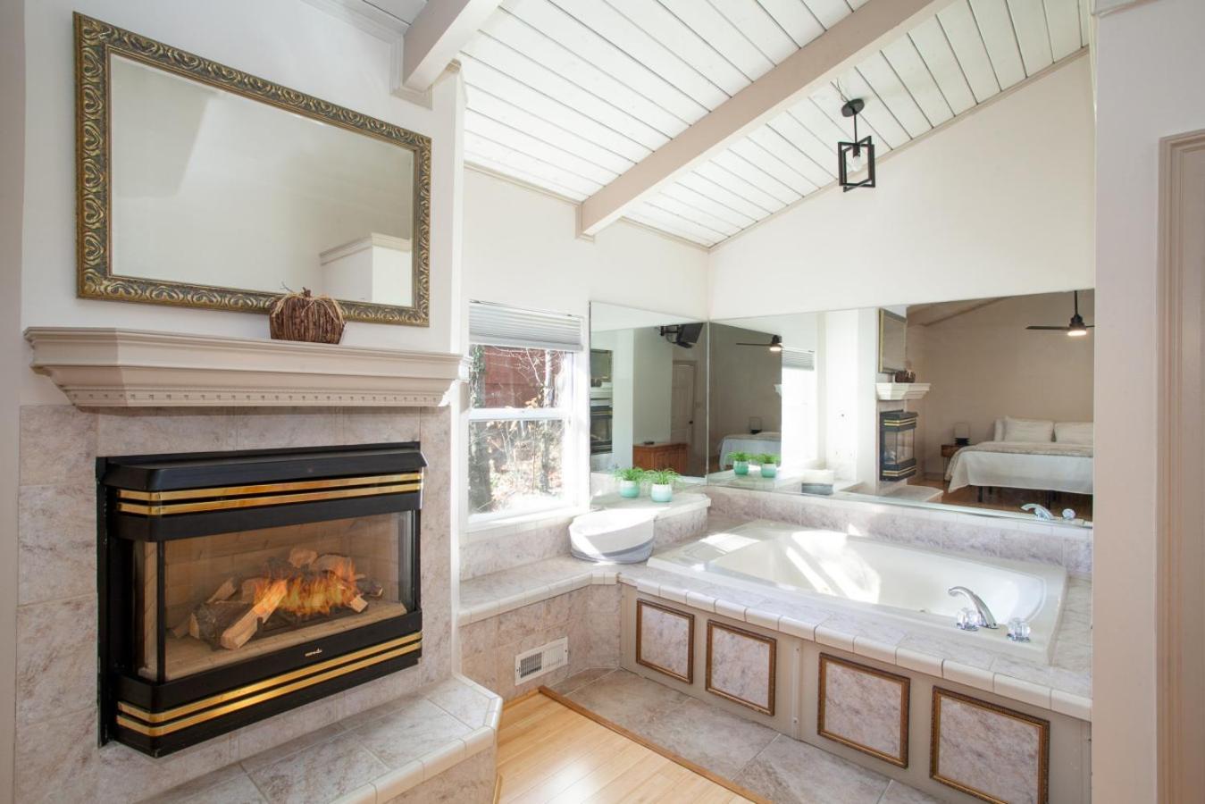 Holiday home Heights Retreat - Mountain Views & Hot Tub *