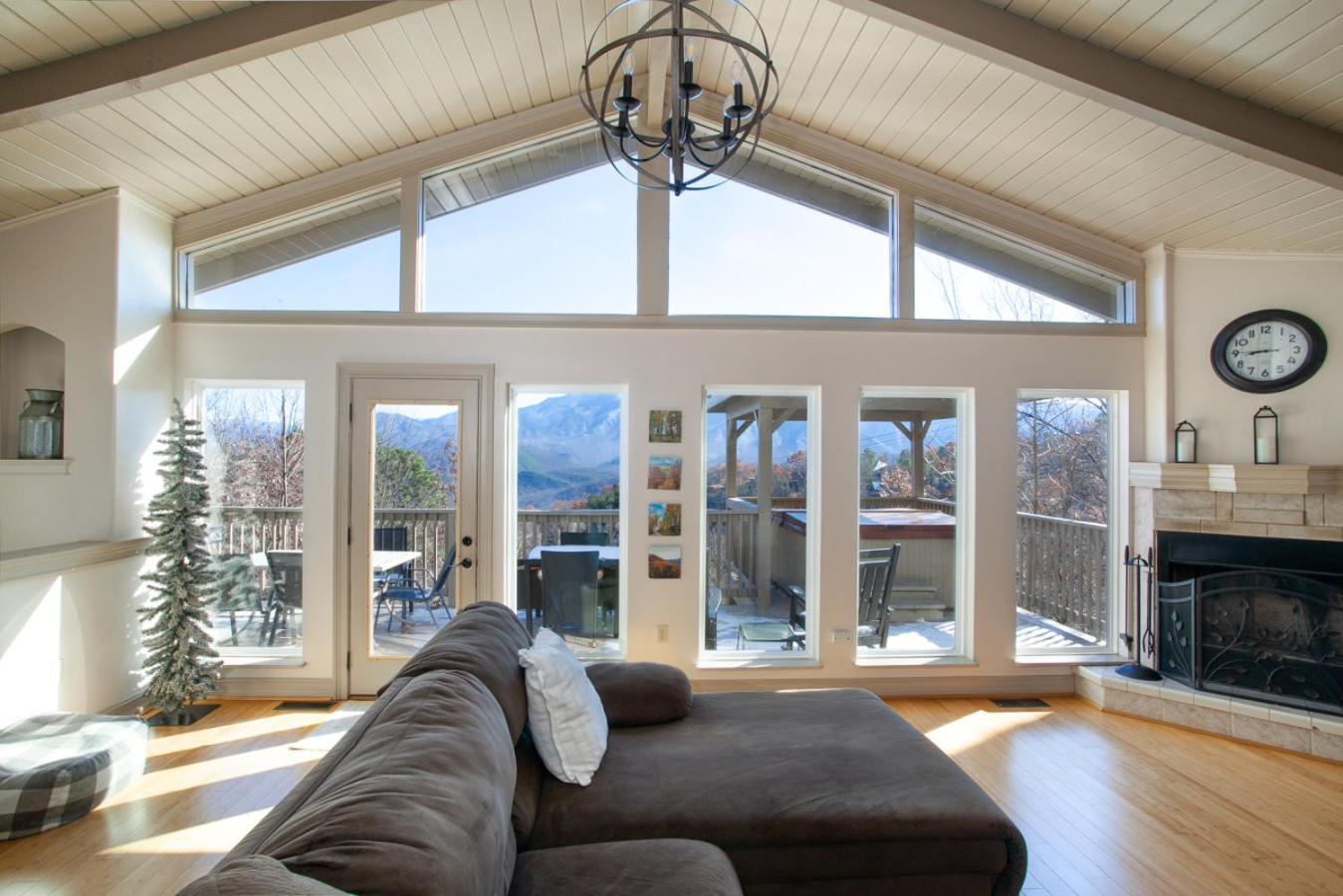 Holiday home Heights Retreat - Mountain Views & Hot Tub *