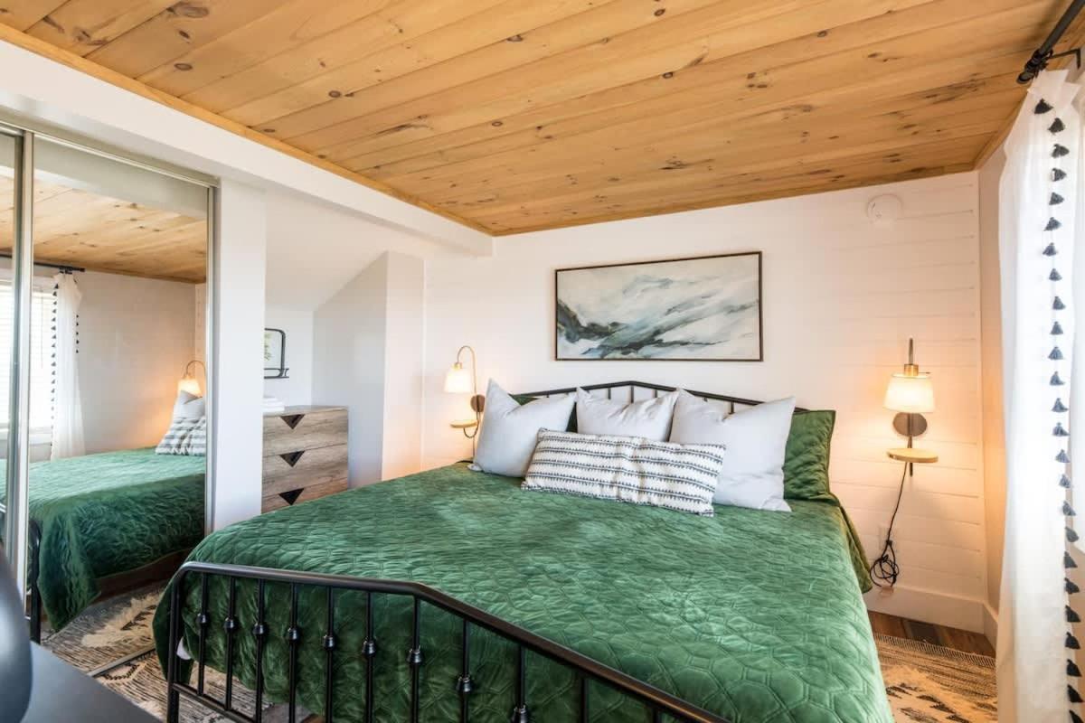 Smoky Sunrise Getaway * Gatlinburg