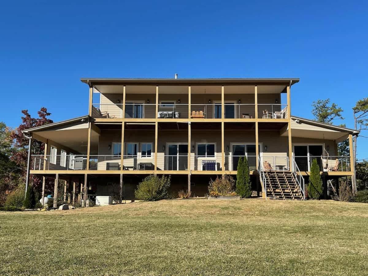 Heaven's Summit Holiday home *