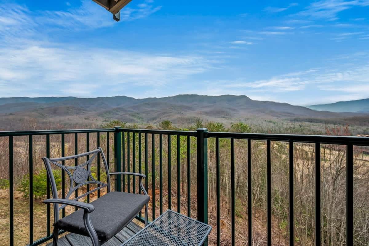 Summit View * Gatlinburg