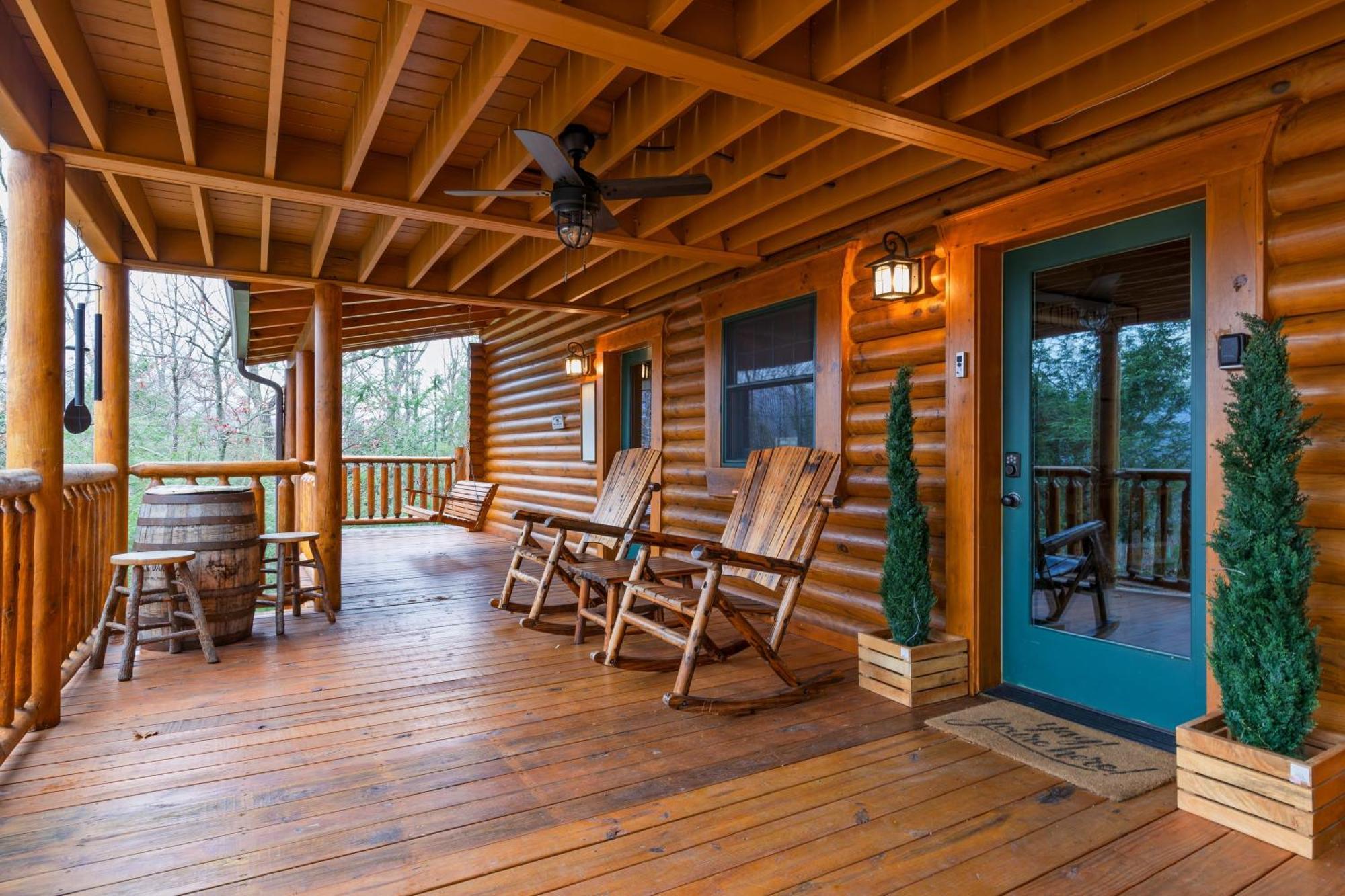 Holiday home American Dream By Avantstay Deck W Views Theater Game Community Pool Gatlinburg