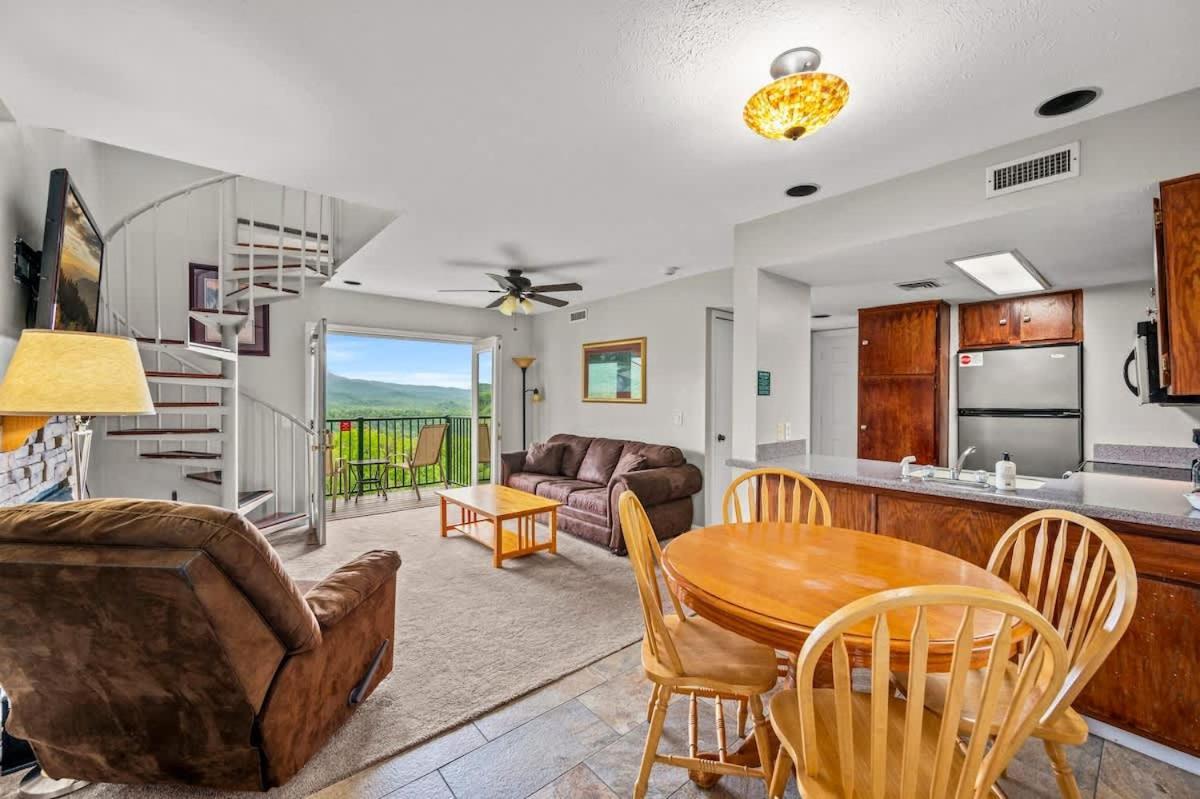 Smoky Ridge Retreat *
