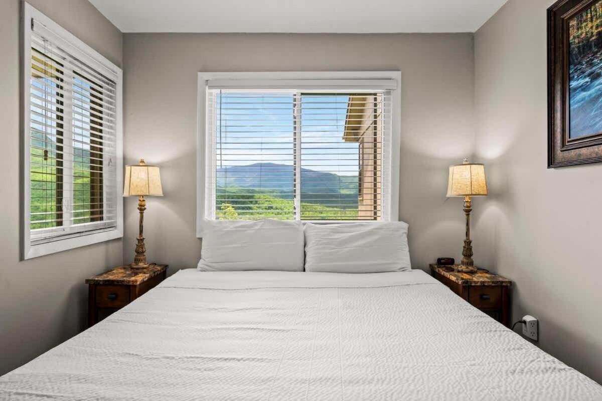 Tennessee Ridge * Gatlinburg
