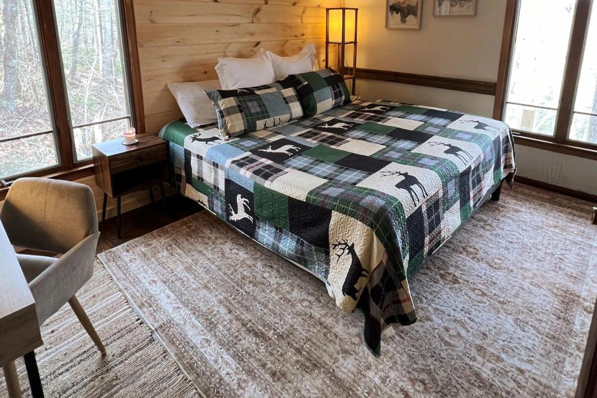 Treetop Hideaway - Winter Escape With Hot Tub *