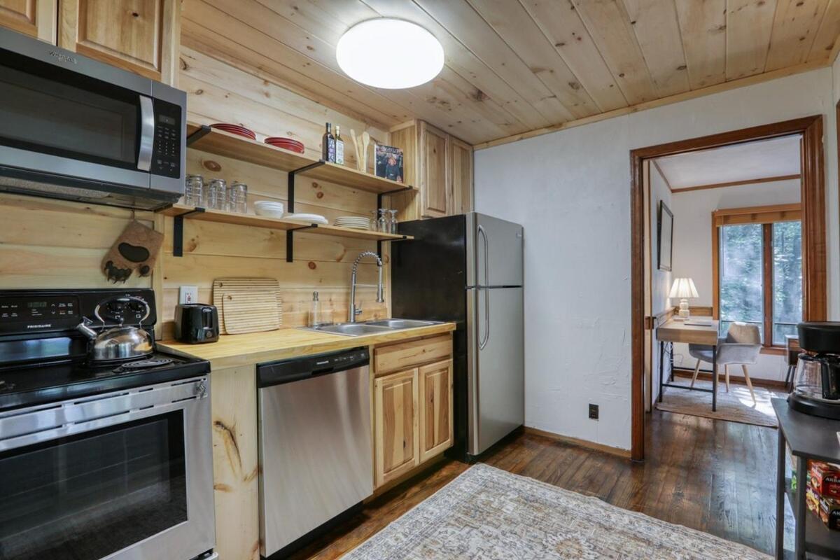 Treetop Hideaway - Winter Escape With Hot Tub *
