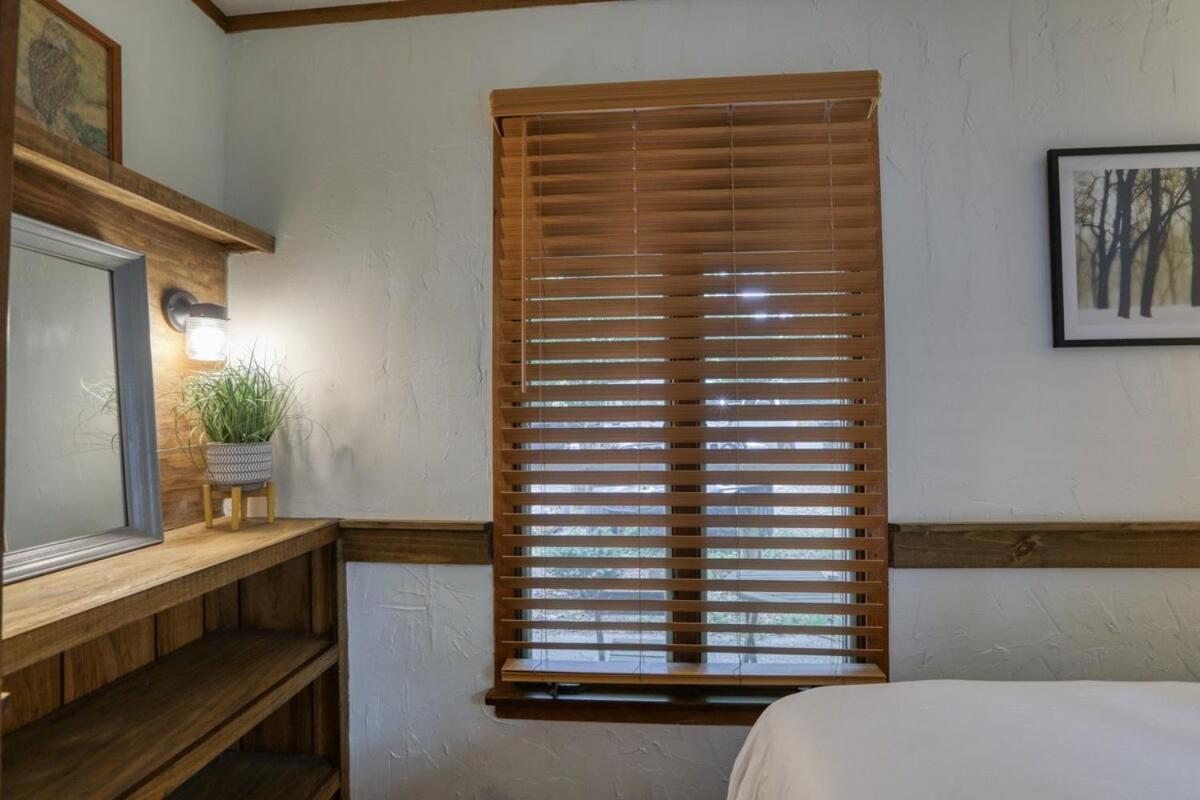 Treetop Hideaway - Winter Escape With Hot Tub Holiday home
