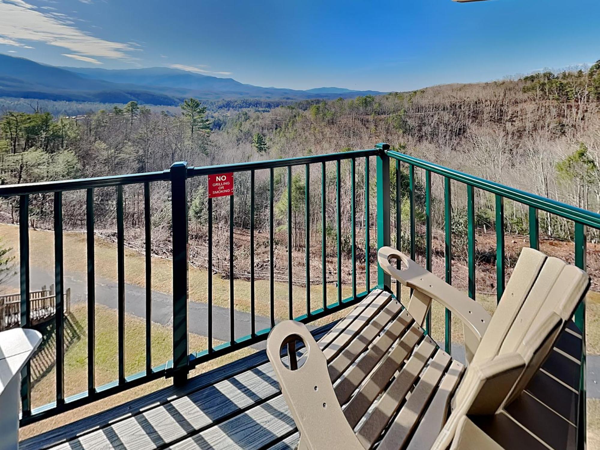 Deer Ridge Mountain E306 Gatlinburg