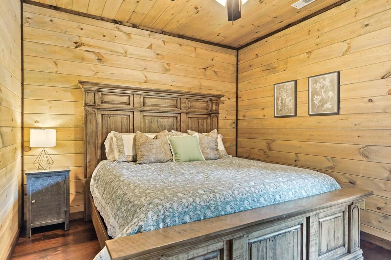 Chalet Newly Built Amazing View Perfect Location Gatlinburg