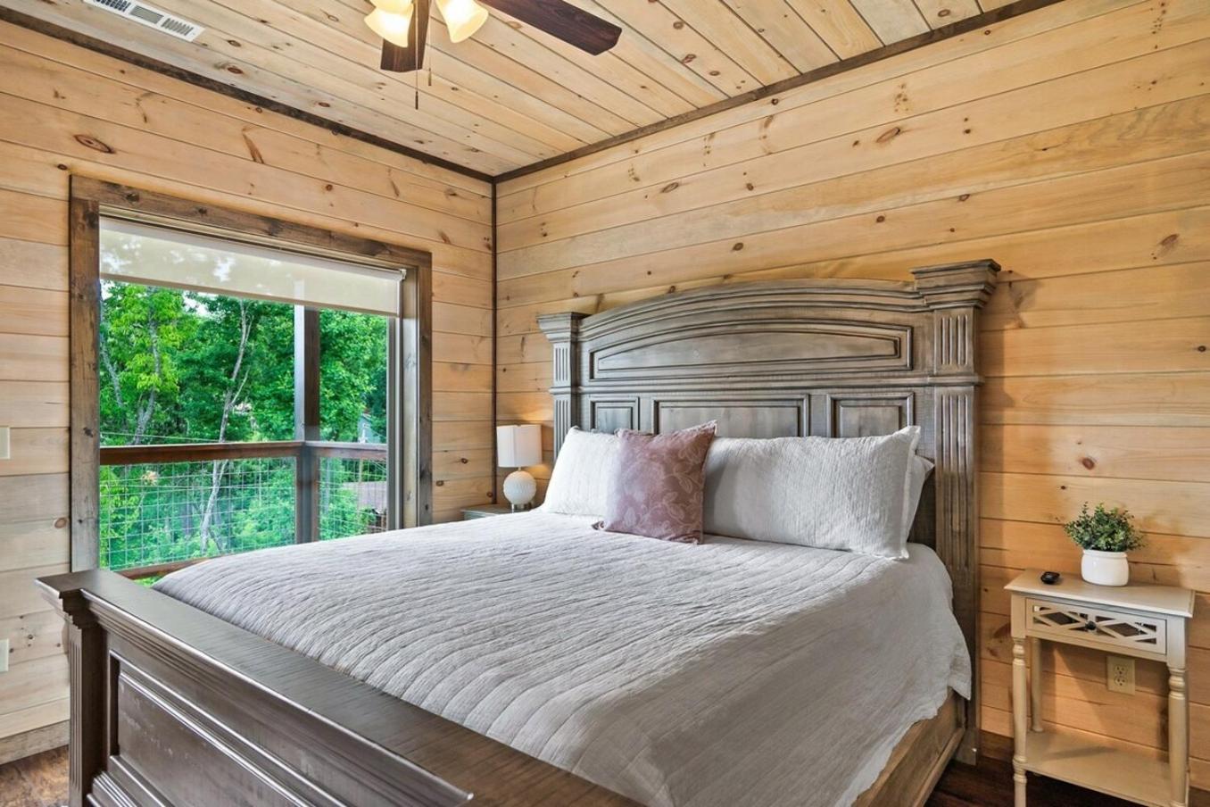 Chalet Newly Built Amazing View Perfect Location *