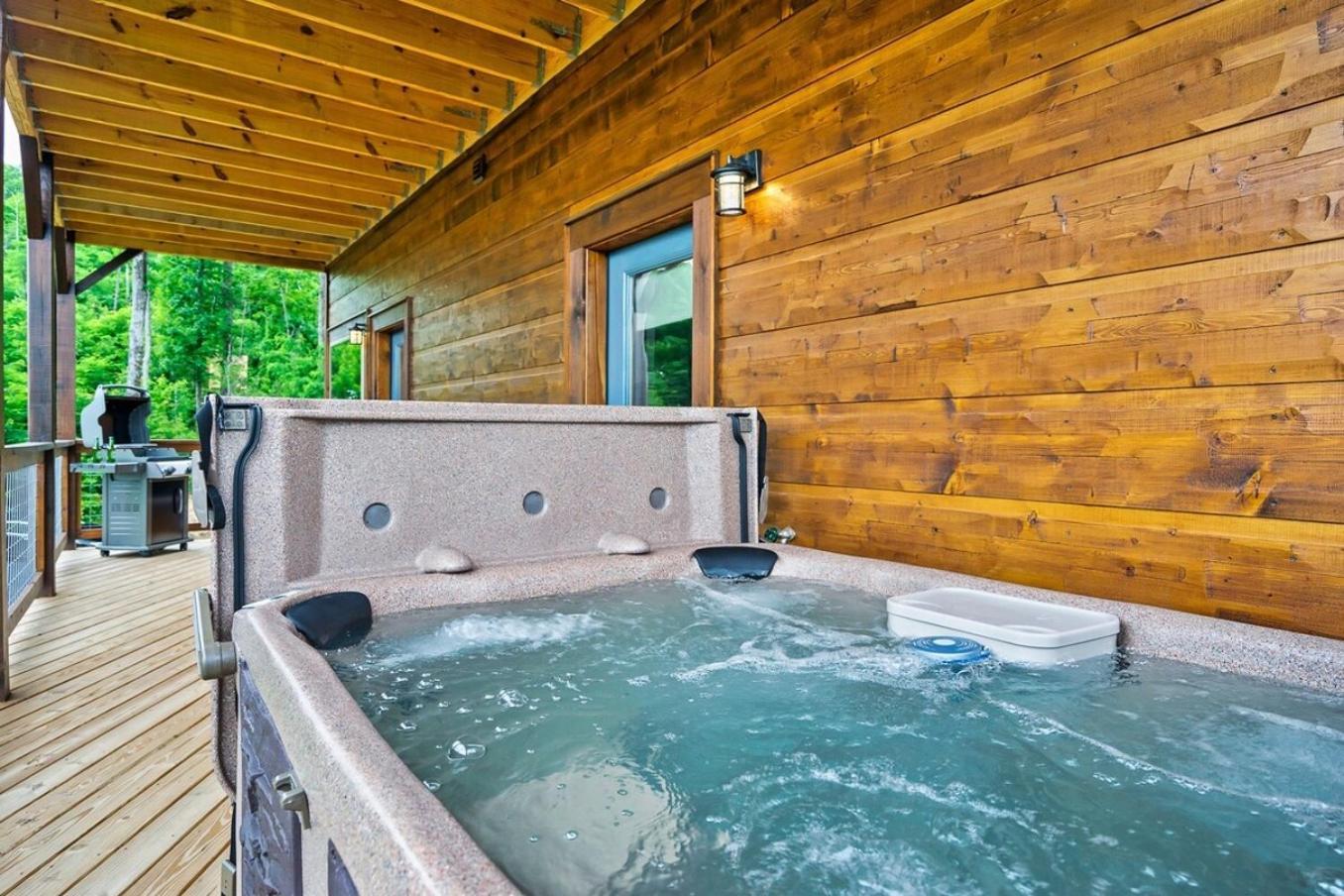 Newly Built Amazing View Perfect Location *