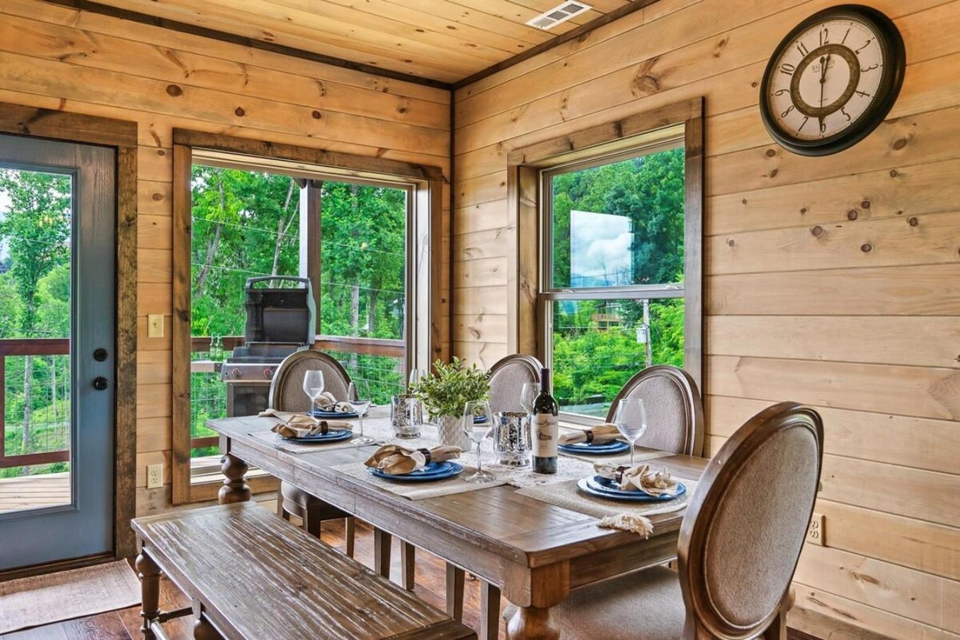 Chalet Newly Built Amazing View Perfect Location *