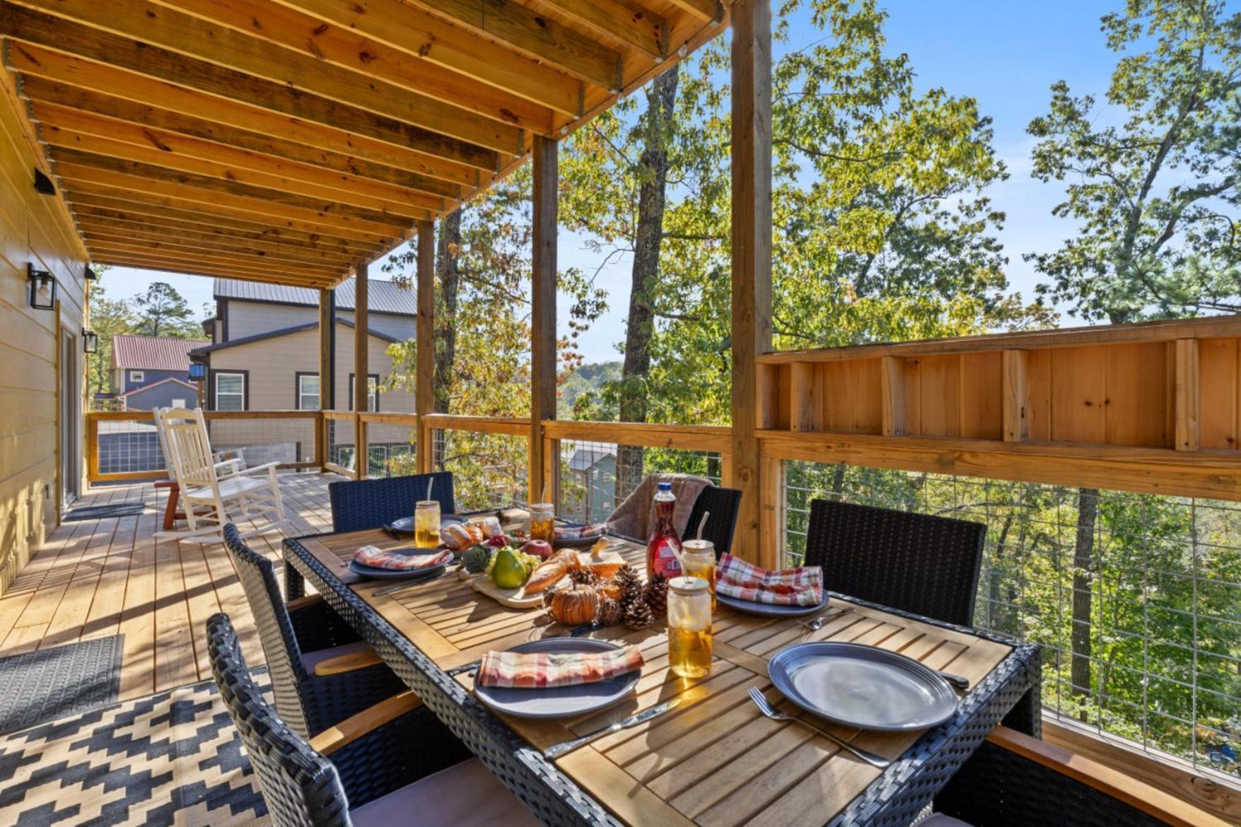 Sweet Escape By Ghosal Luxury Holiday home