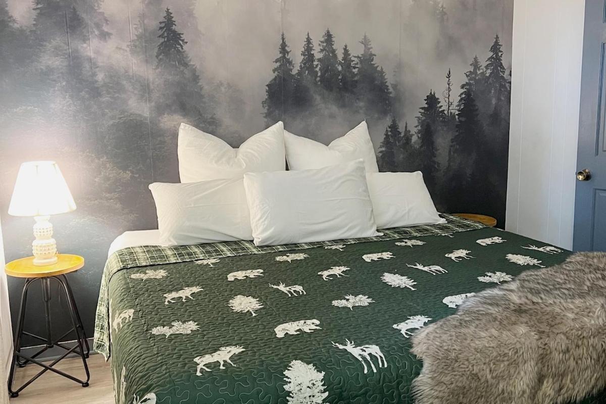 Bear - King Bed Apartment Gatlinburg