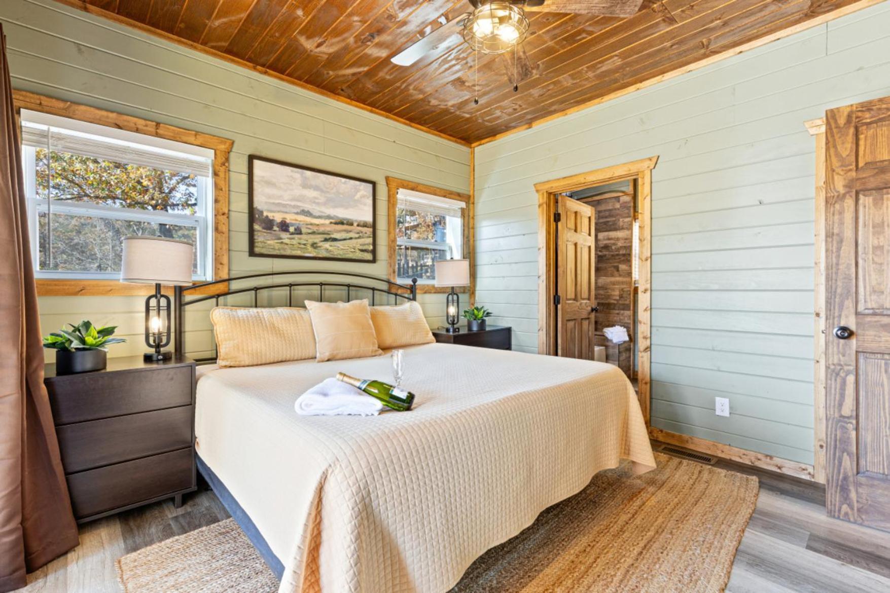 Luxe Mountain Pool Escape By Ghosal Luxury Chalet *