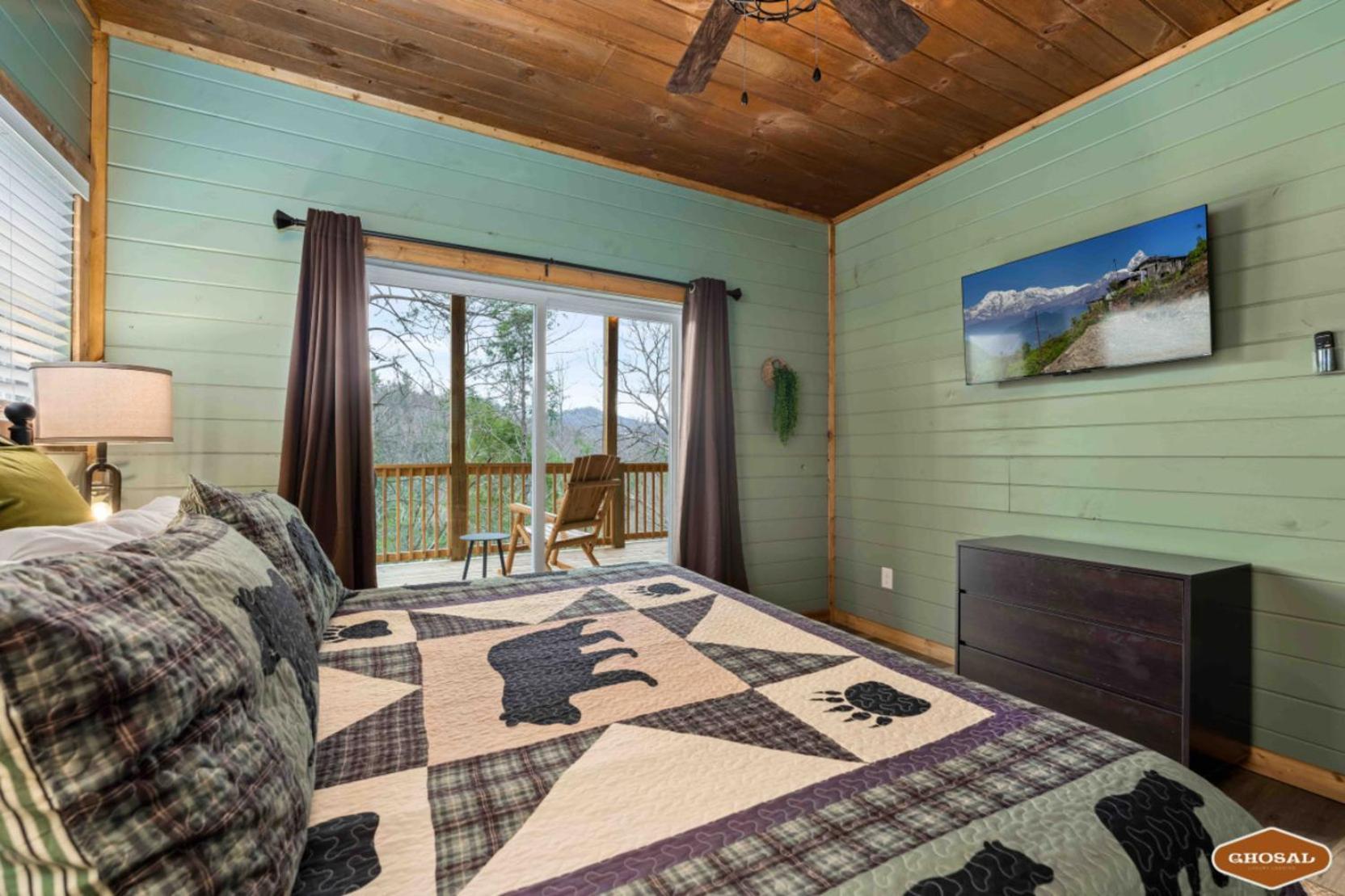 Luxe Mountain Pool Escape By Ghosal Luxury Gatlinburg