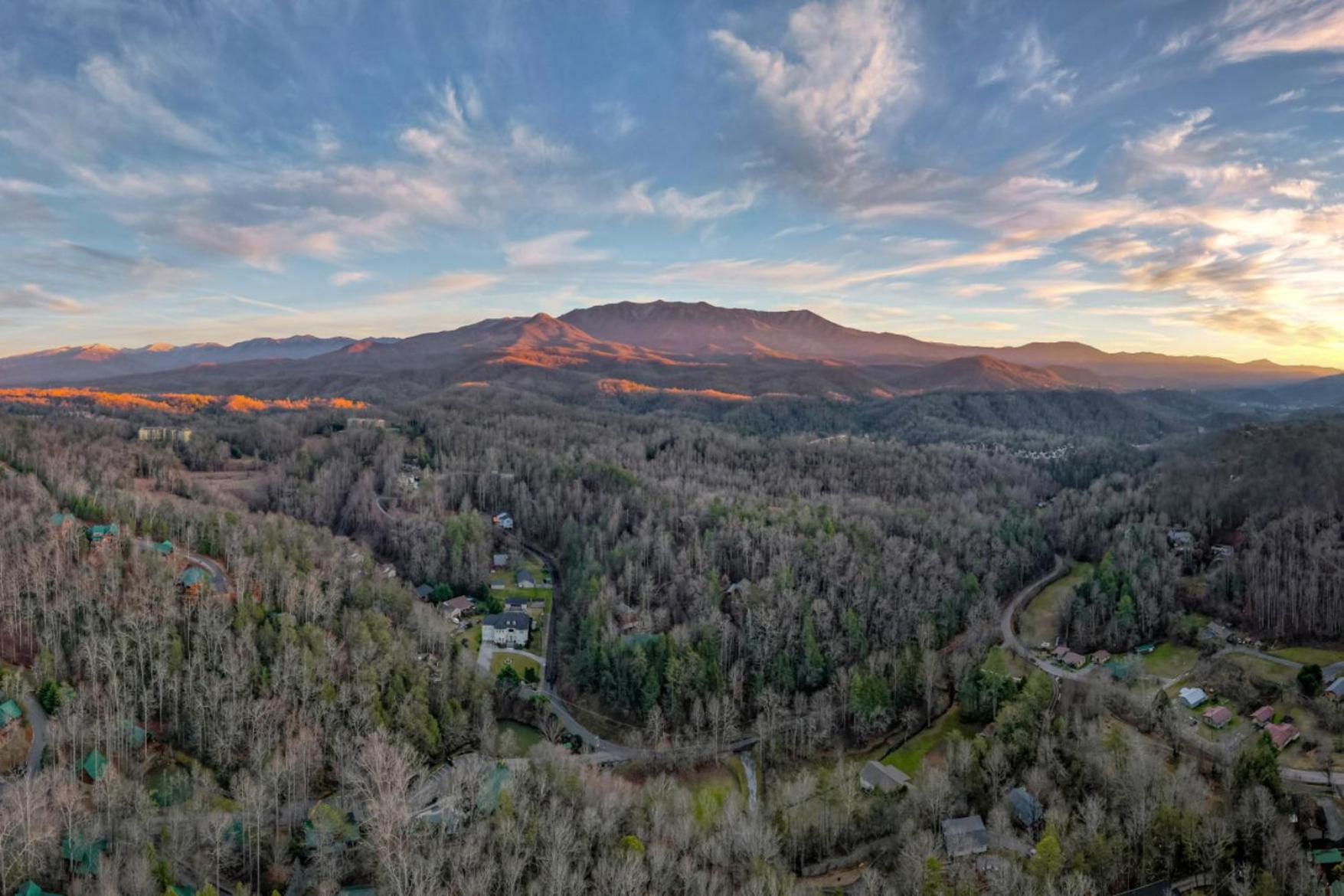 Hidden Gem Masterpiece By Ghosal Luxury Holiday home Gatlinburg