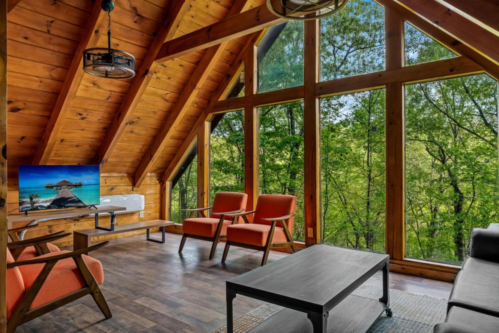 Mountain Majesty By Ghosal Luxury Holiday home Gatlinburg