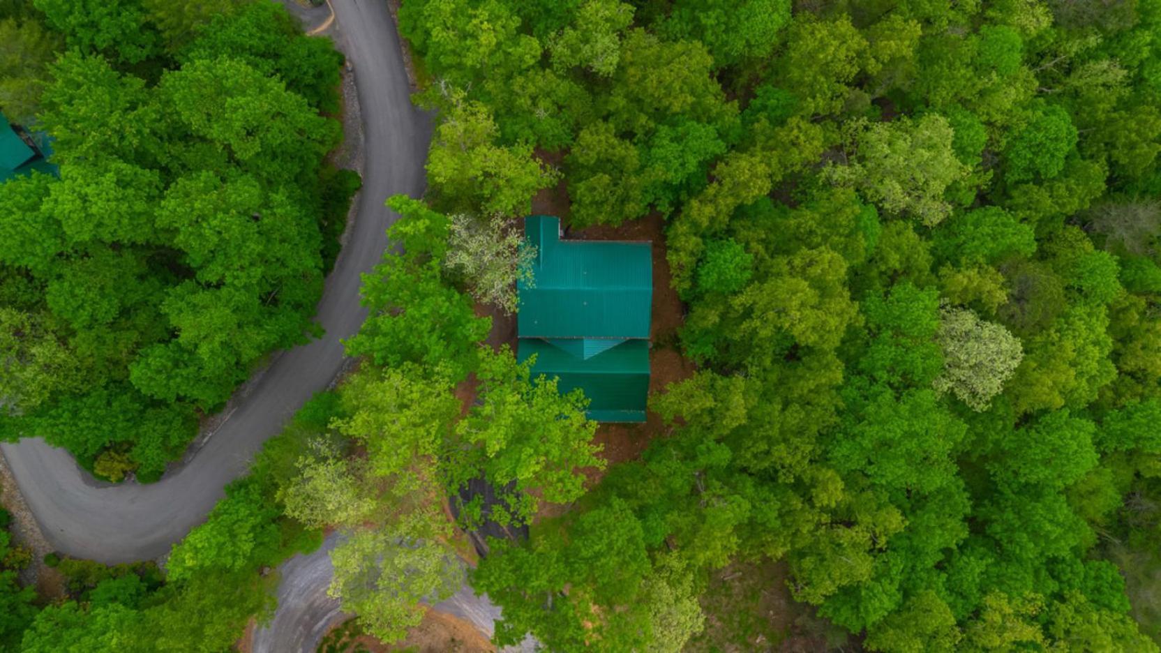 Mountain Majesty By Ghosal Luxury Holiday home *
