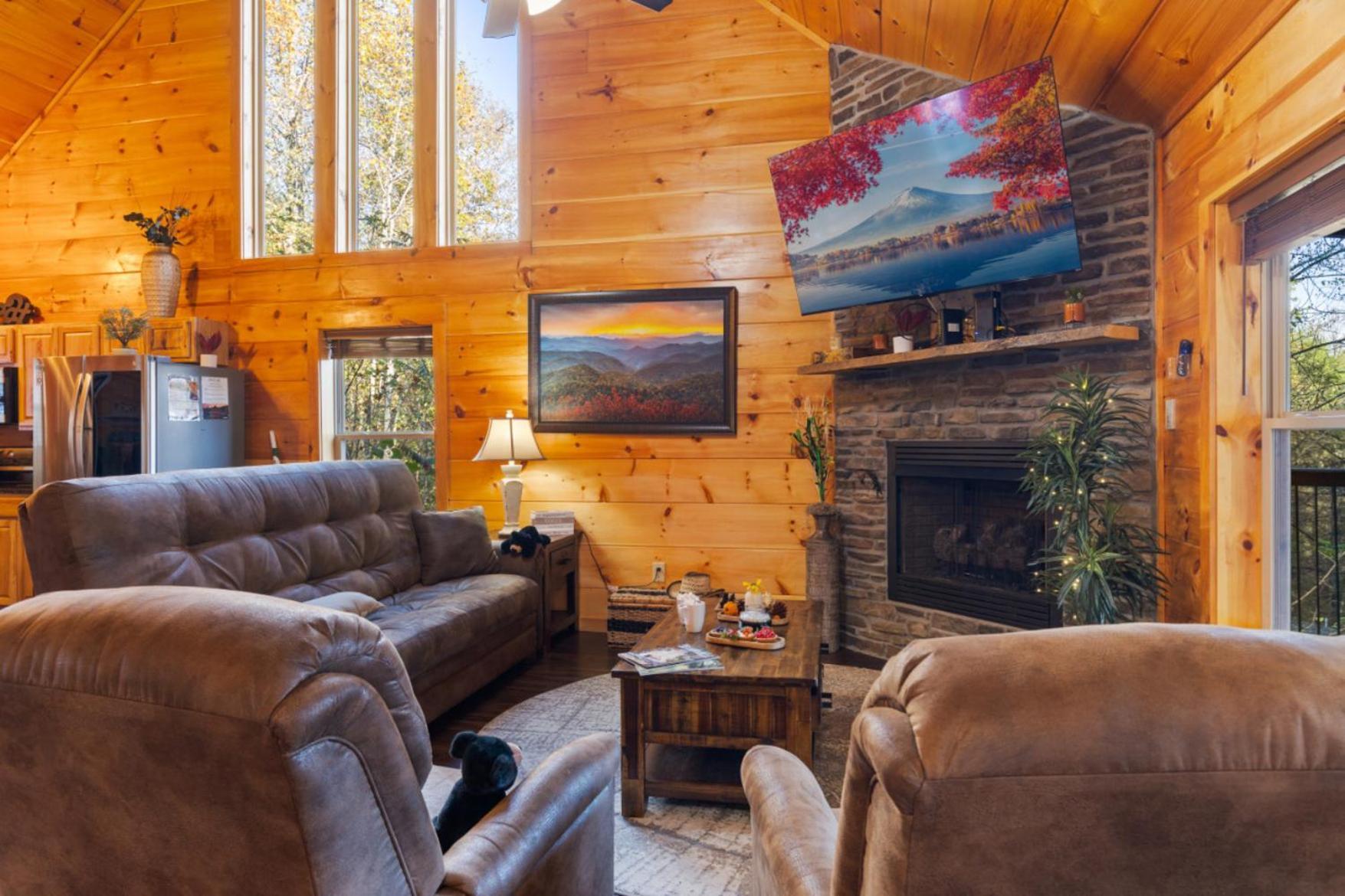 Chalet Whispering Pines Retreat By Ghosal Luxury