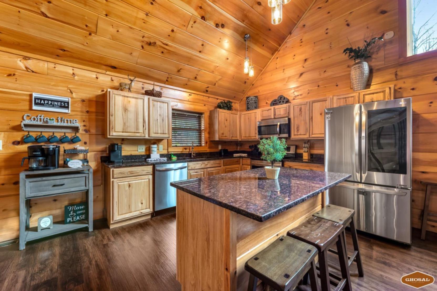 Whispering Pines Retreat By Ghosal Luxury * Gatlinburg