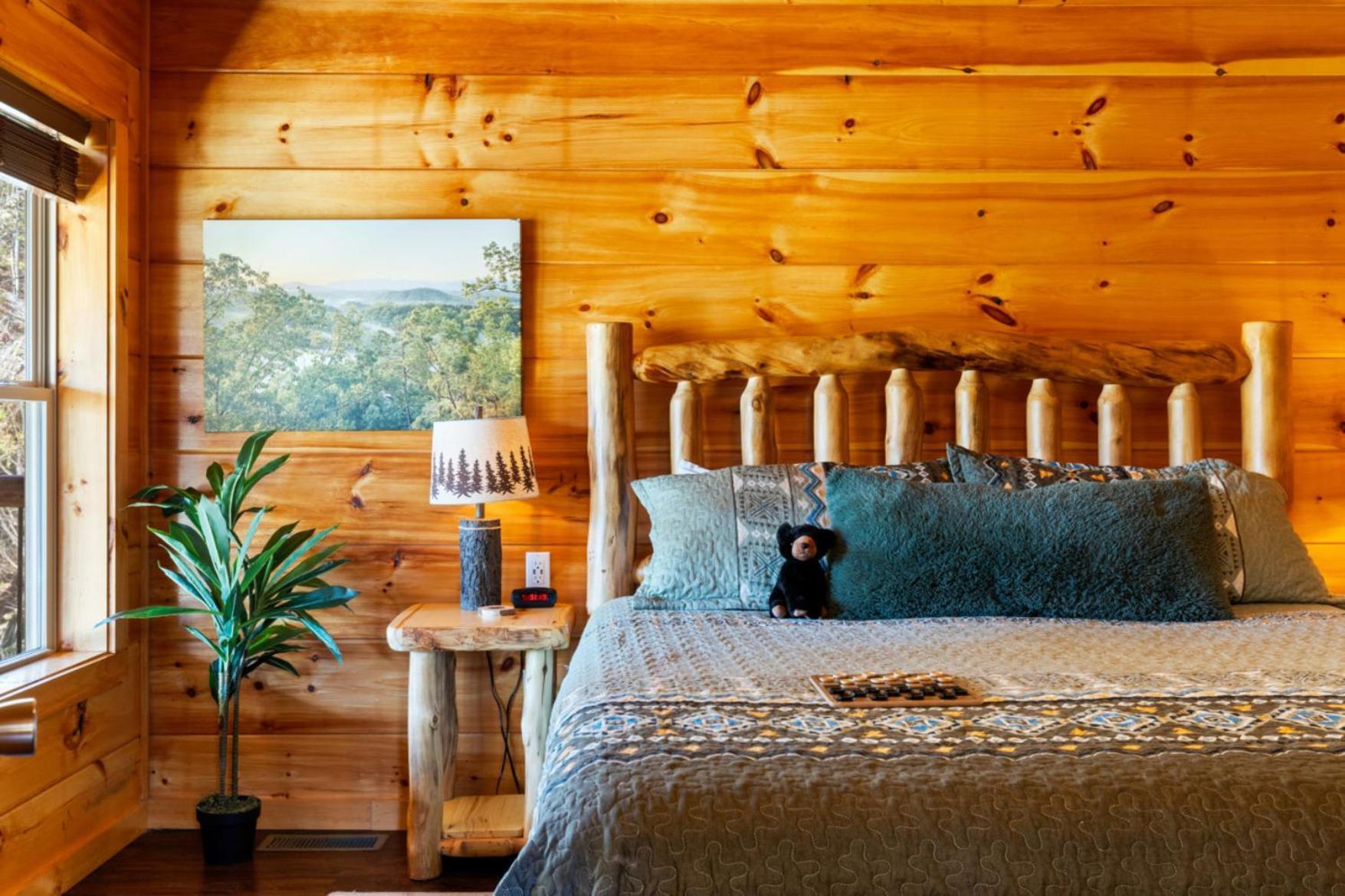 Chalet Whispering Pines Retreat By Ghosal Luxury