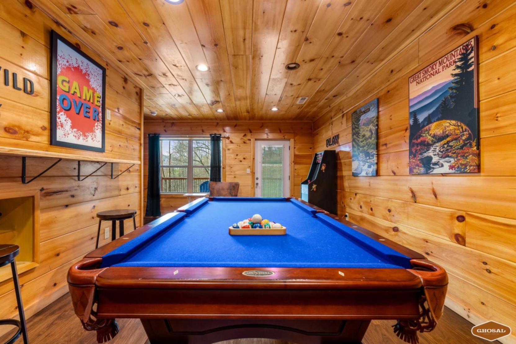 Whispering Pines Retreat By Ghosal Luxury Chalet Gatlinburg