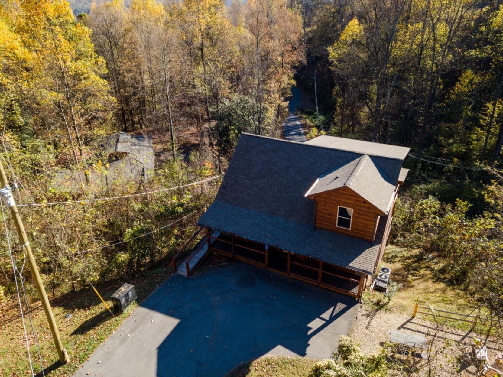 Whispering Pines Retreat By Ghosal Luxury *