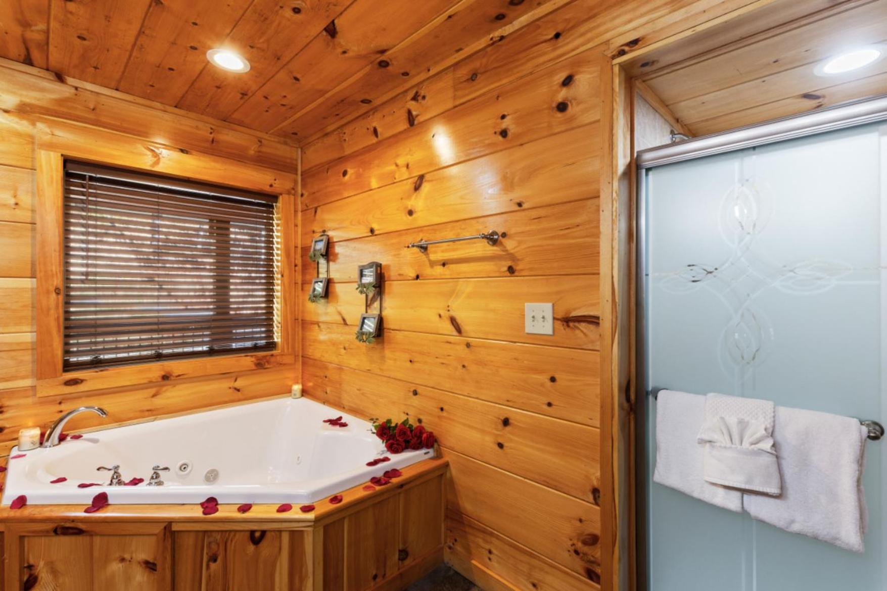 Whispering Pines Retreat By Ghosal Luxury Gatlinburg