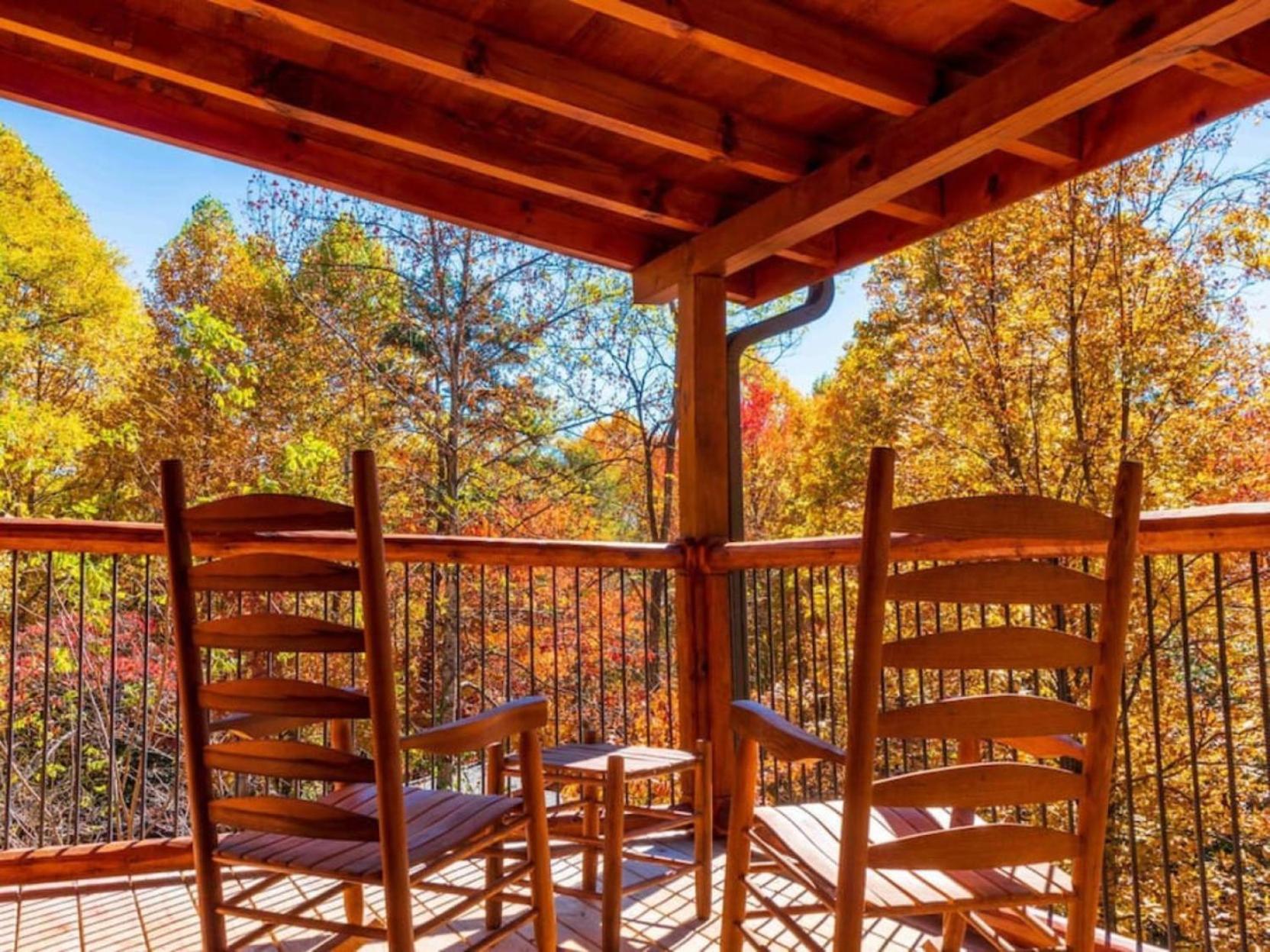 Whispering Pines Retreat By Ghosal Luxury * Gatlinburg