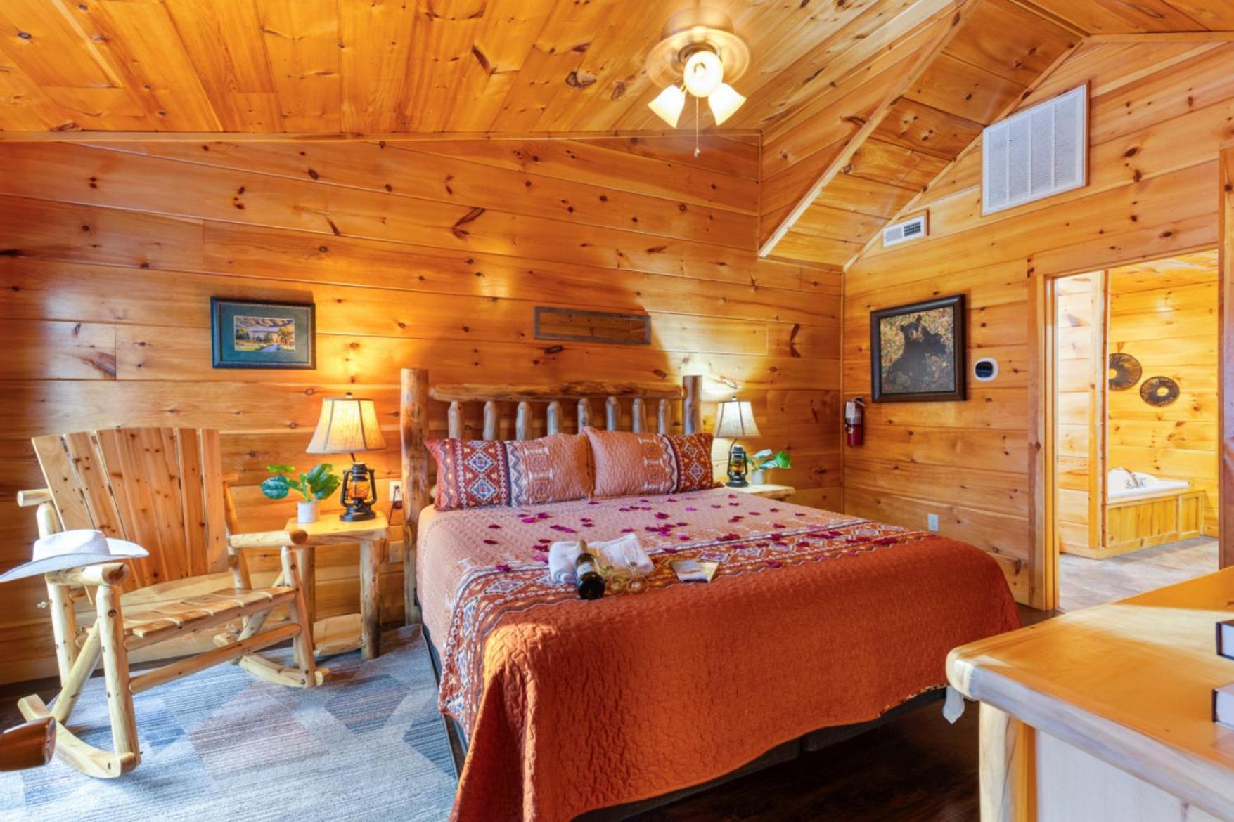 Chalet Whispering Pines Retreat By Ghosal Luxury Gatlinburg