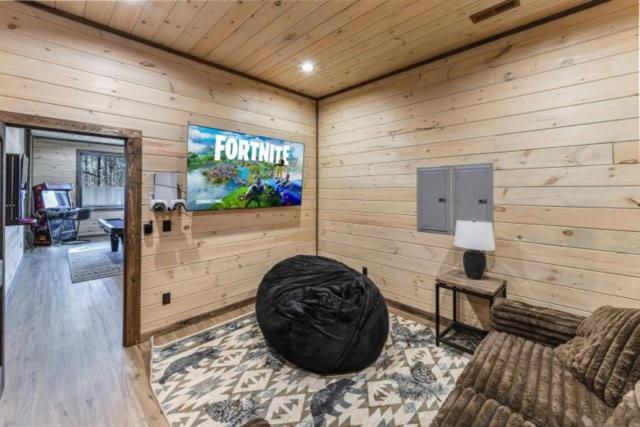 Dream Chaser - Adventure Gateway * Gatlinburg