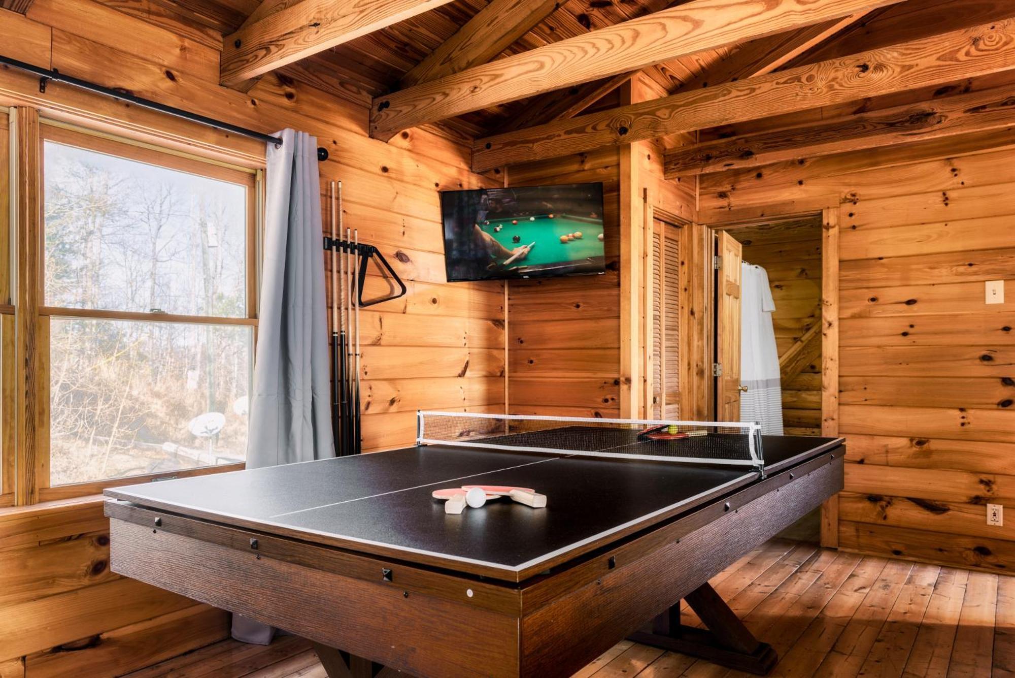 The Lookout - Log - Fireplace - Firetable - Hot Tub - Ps5 - Bears Holiday home *