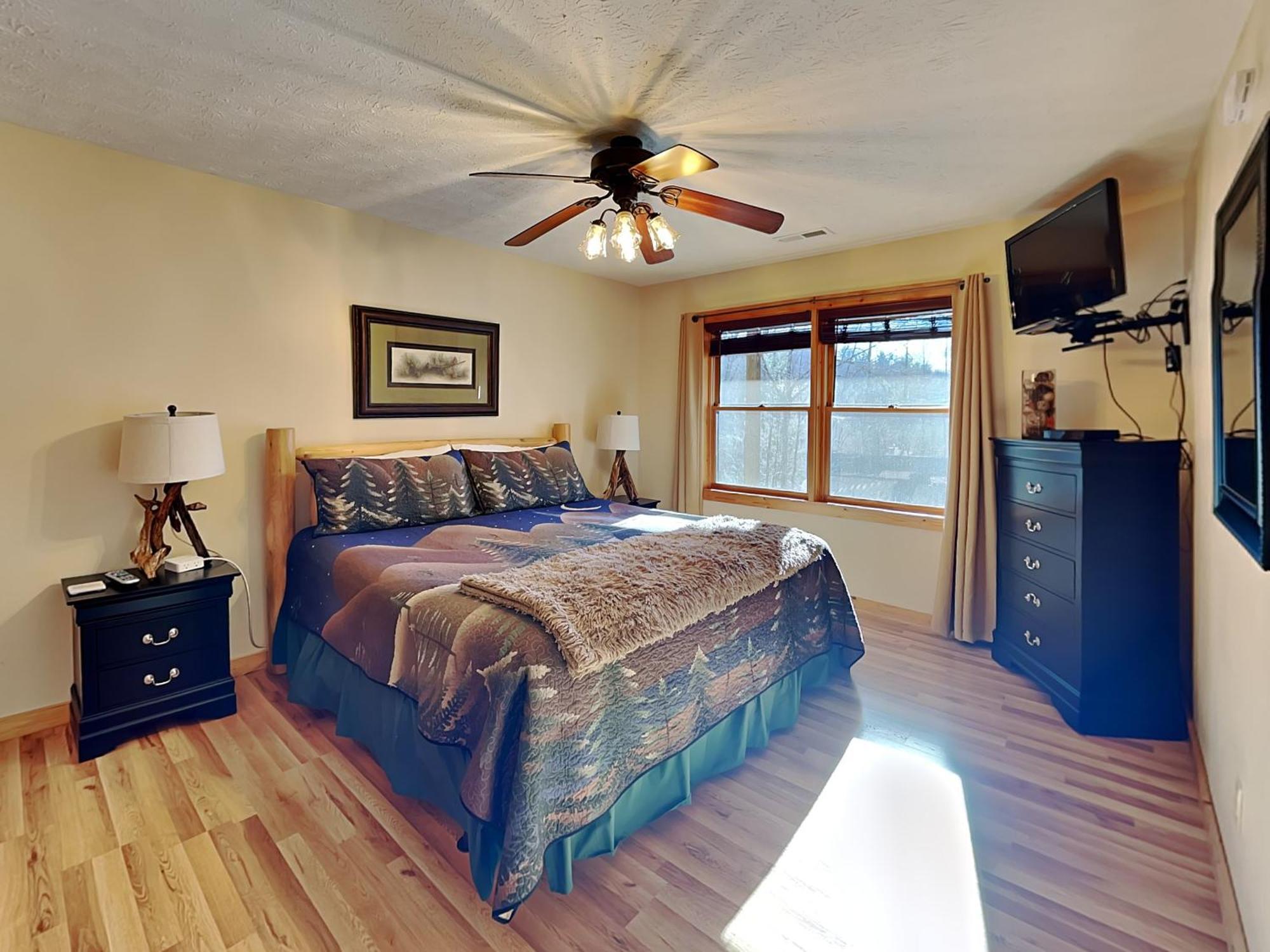 Smoky Bear Hideaway *
