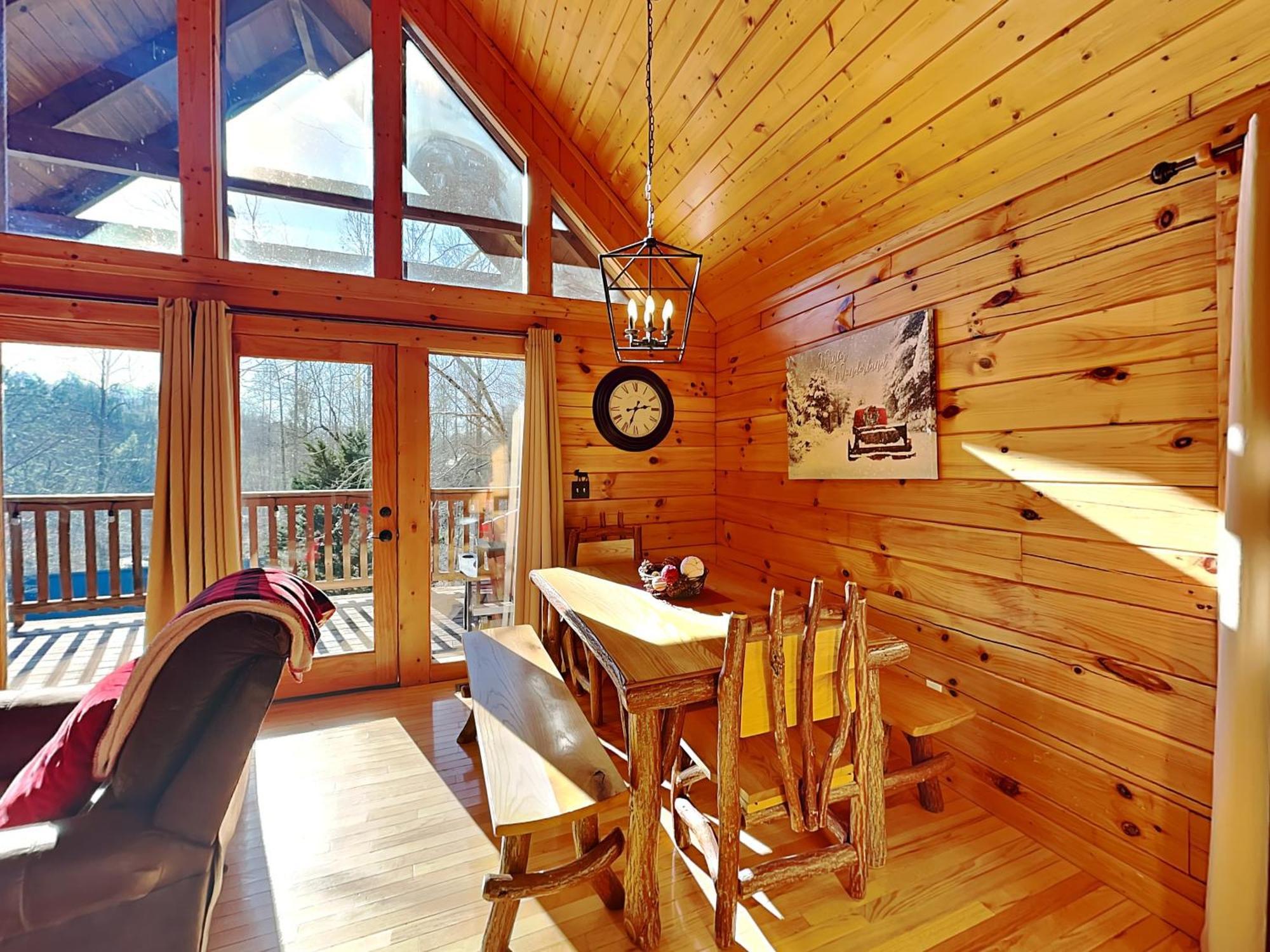 Holiday home Smoky Bear Hideaway
