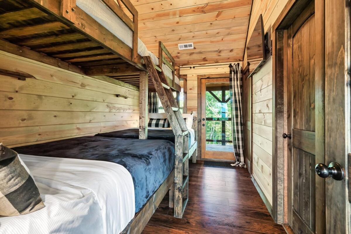 Chalet Private Secluded Luxury With Forest & Mt Views Gatlinburg