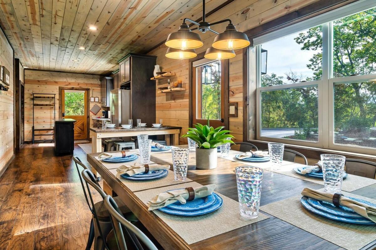 Private Secluded Luxury With Forest & Mt Views Gatlinburg