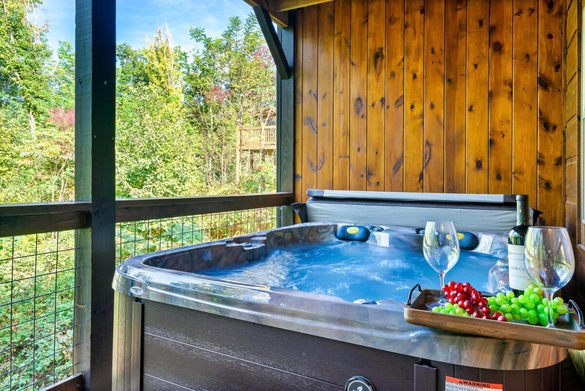 Private Secluded Luxury With Forest & Mt Views * Gatlinburg