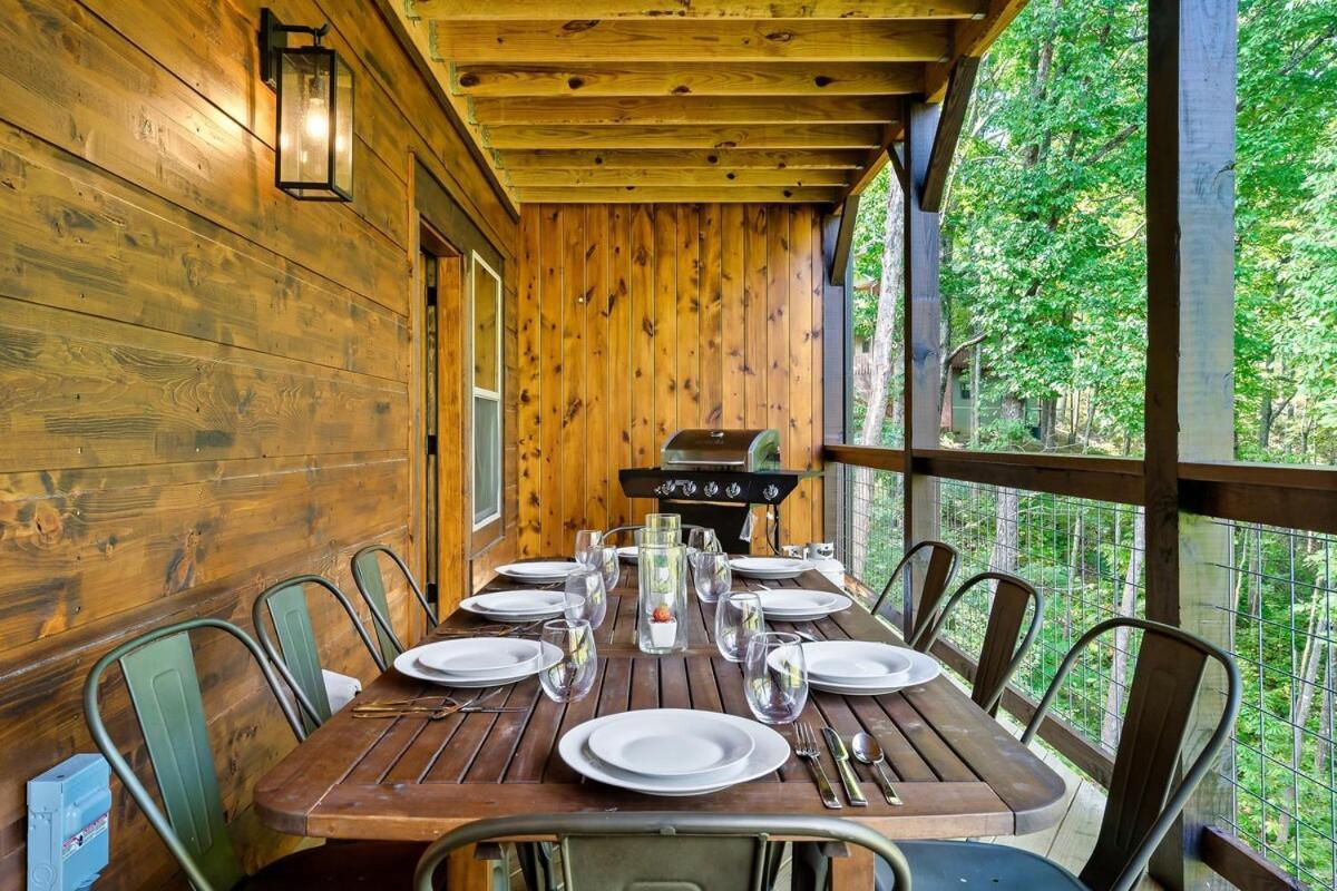 Chalet Private Secluded Luxury With Forest & Mt Views *