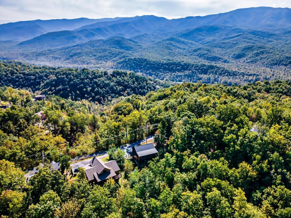 Private Secluded Luxury With Forest & Mt Views Gatlinburg