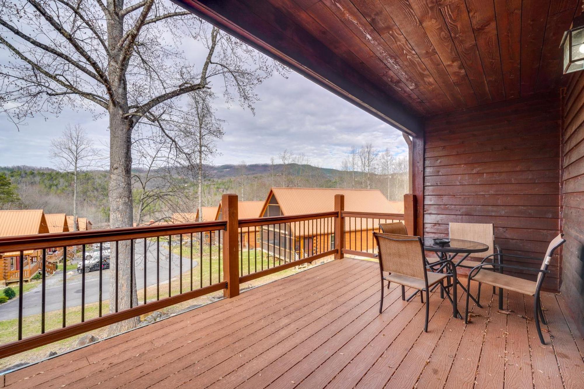 Cozy With Sauna Near Hiking Trails * Gatlinburg