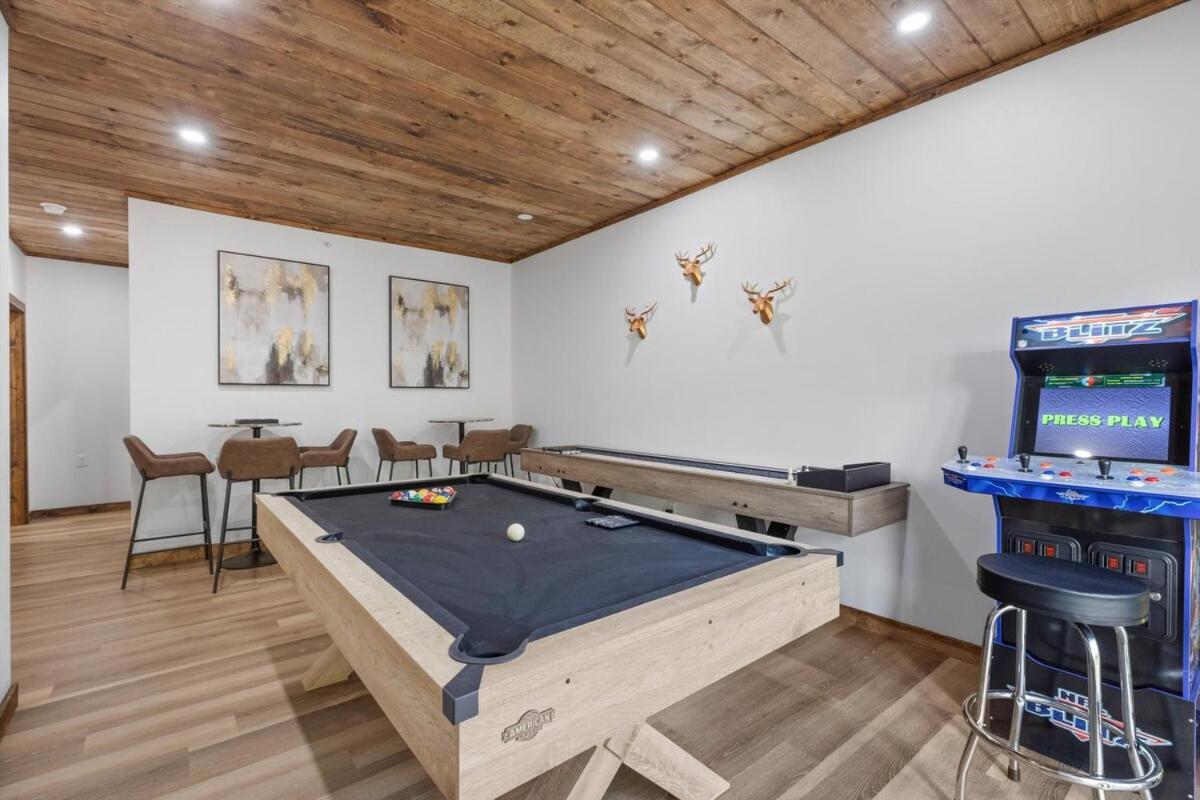 Holiday home Serenity Views Hot Tub, Sauna, Fire Pit, Game Gatlinburg