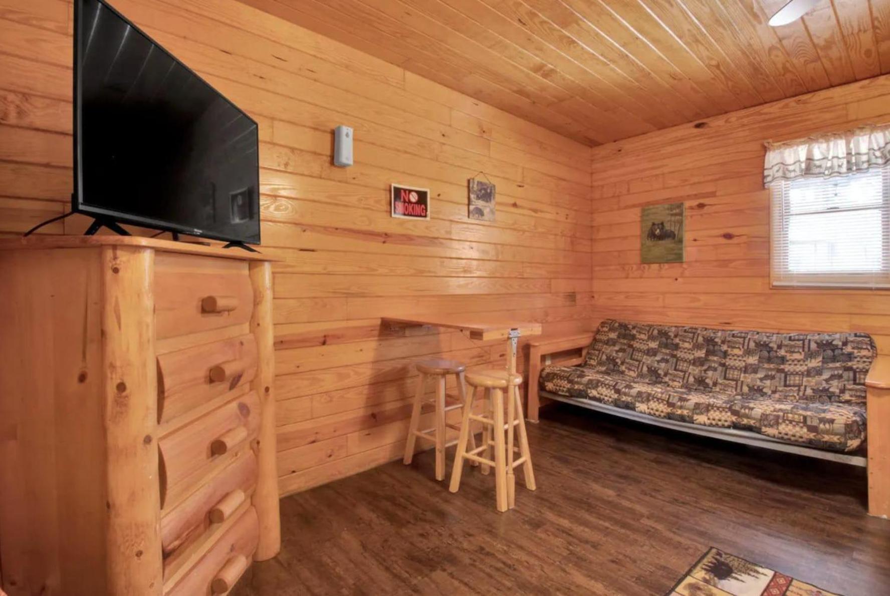 Rustic In Smoky Mountain *
